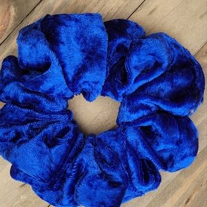 Scrunchies Blue Velvet